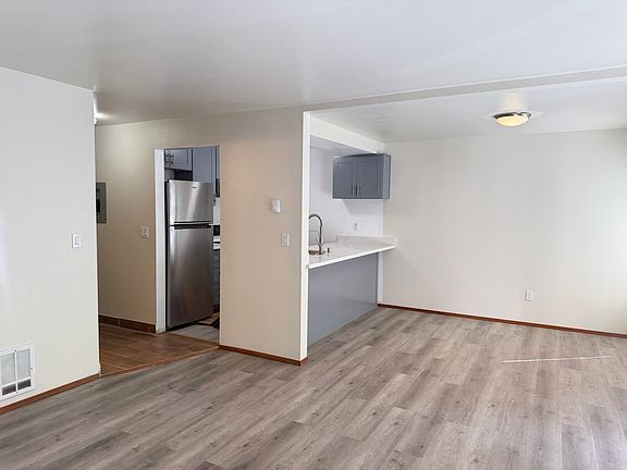 3rd image of 14020 SE 8th St APT 2