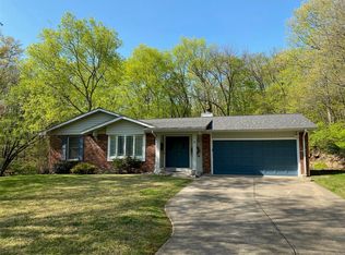 5 River Cove Dr, Crystal City, MO 63019