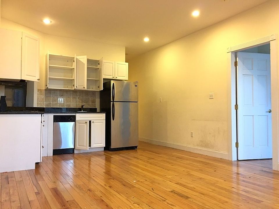 1st image of 159 2nd Ave #11A