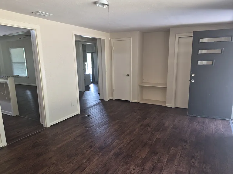 2512 Sheryl Ln — Photo 23