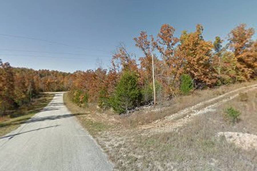 2nd image of 708 Twilight Dr
