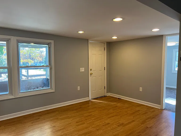 201 Anthony Ave — Photo 7