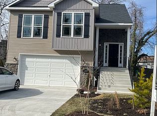 313 Bar Harbor Rd, Pasadena, MD 21122