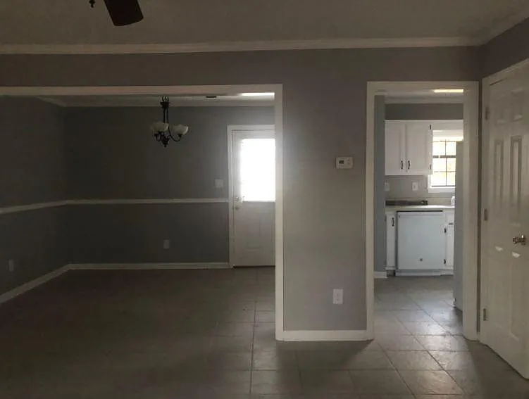 3 bed, 2.5 bath, 1200 sqft, $1,895 — Photo 4
