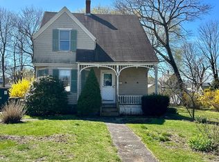 38 Carleton St, Whitman, MA 02382