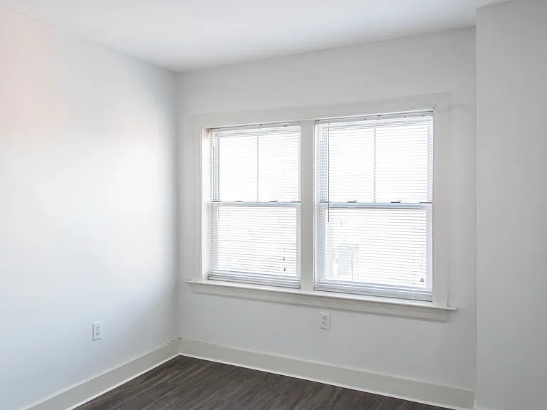 Clyde Manor — Photo 165
