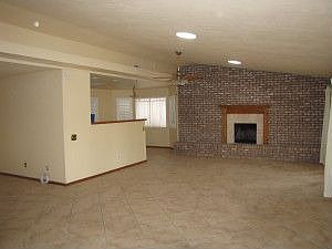 4th image of 4439 N 102nd Dr