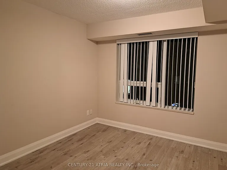 1 Uptown Dr #517 — Photo 5