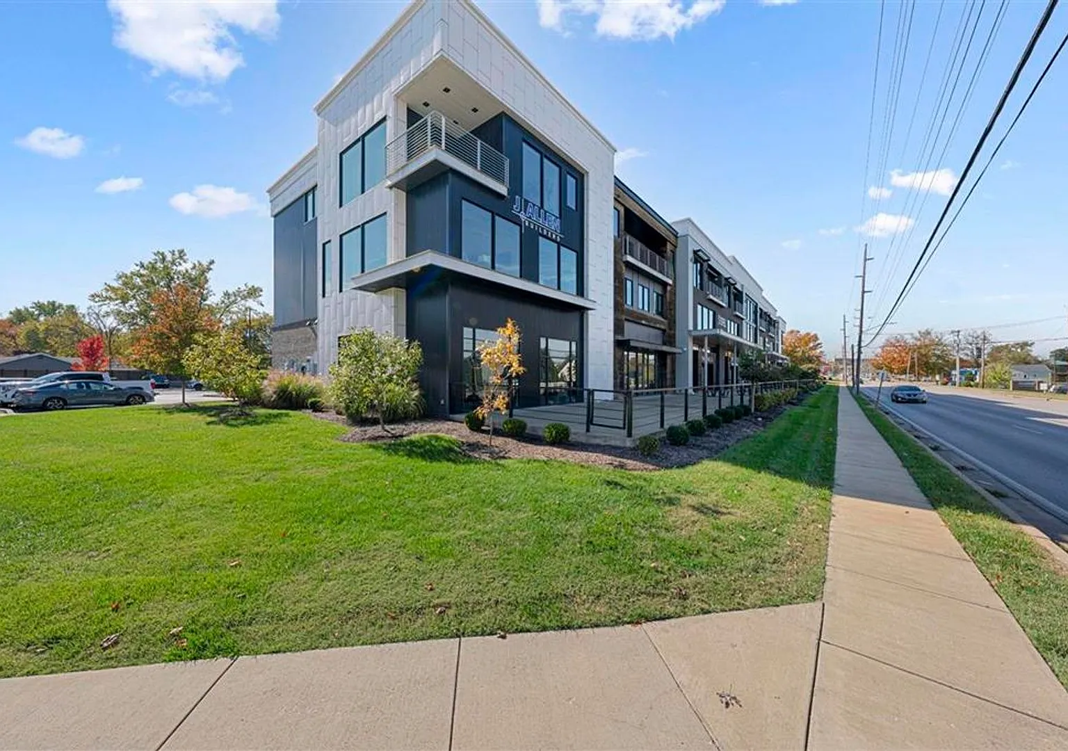 1131 Fairview Avenue — Photo 1