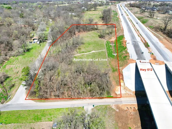 22401 Downum Rd, Springdale, AR 72762