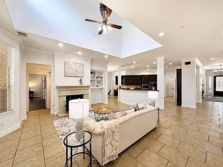 3301 Elm Creek Dr — Photo 21