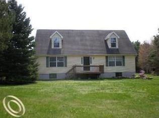 4268 Mortimer Line Rd, Croswell, MI 48422