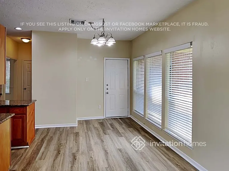 14423 Sun Harbor Dr — Photo 9