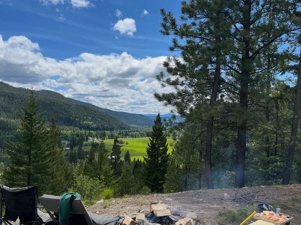 2206 Princeton Summerland Pl, Princeton, BC V0H 1Z8