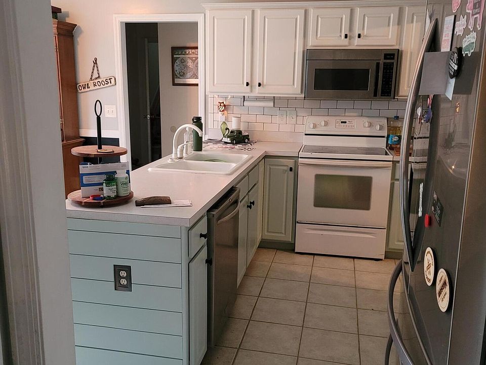 2nd image of 309 Altavista Loop