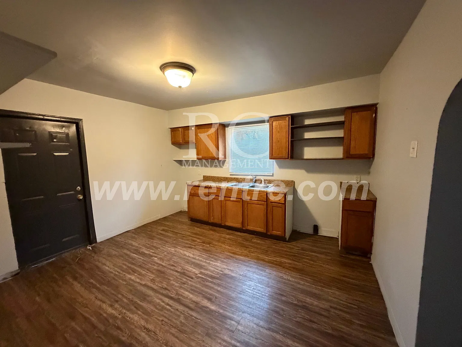 2 bed, 1000 sqft, $750 — Photo 2