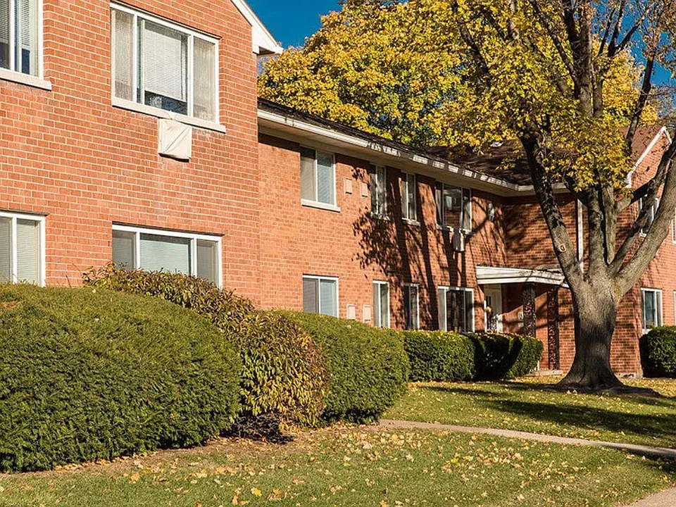 Parklane Apartments