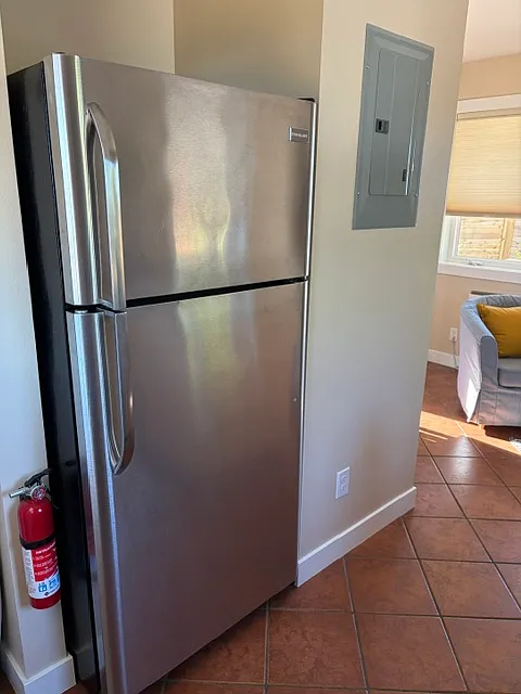1 bed, 465 sqft, $1,400 — Photo 4