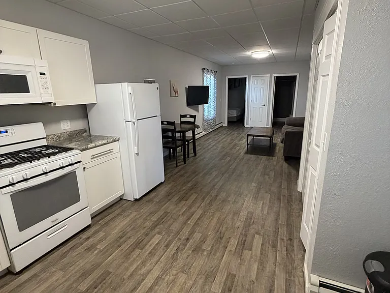 712 Champion St #1 — Photo 1