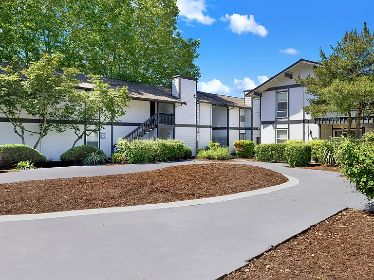 Arden Park Apartments — Photo 13
