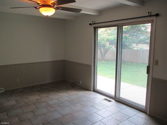 8516 Arthur Circle, Dining Room (1)