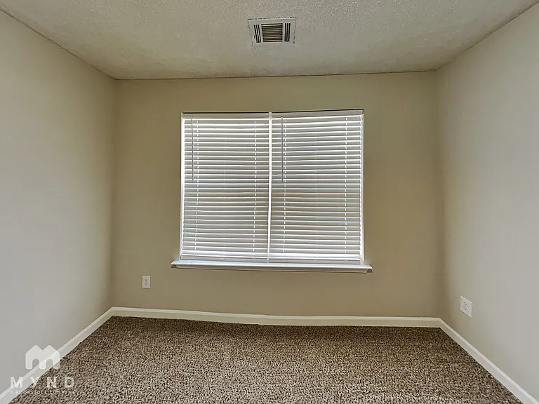 6332 Hickory Lane Cir — Photo 14
