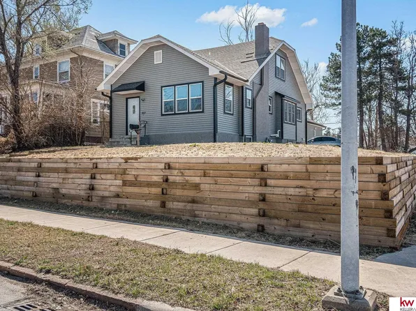 2027 Spencer St, Omaha, NE 68110