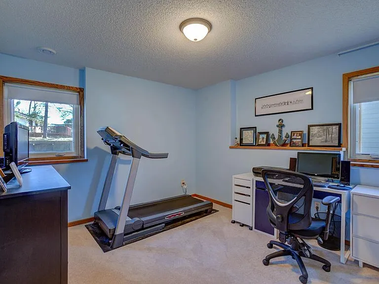 6829 Yuma Dr — Photo 23