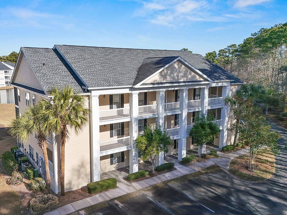 1st image of 647 Woodmoor Dr. #201