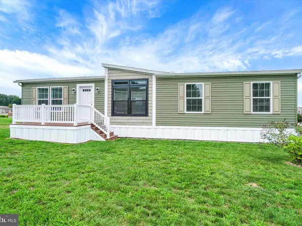 170 Timber Crest Dr, York, PA 17408