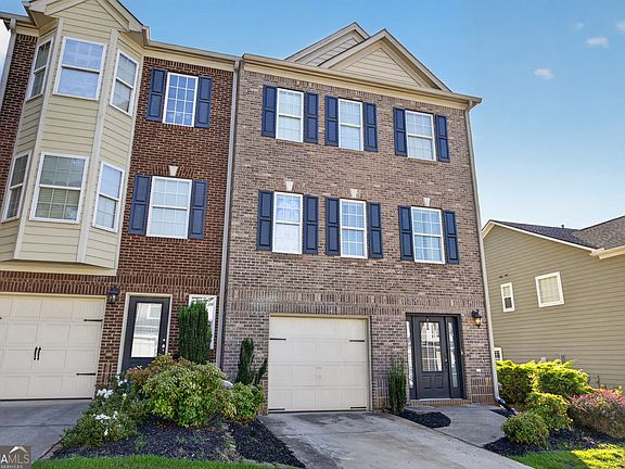 2nd image of 2940 Frederica Ct