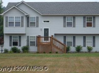 38363 John Wayne Ct, Mechanicsville, MD 20659