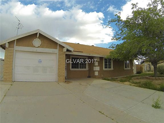 3rd image of 220 Hillsway Dr