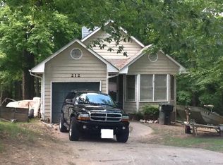 212 Oak Point Ct, Raleigh, NC 27610