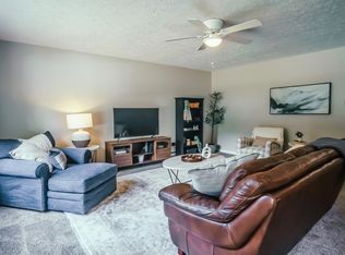 1132 Elm Ave, Madison, OH 44057