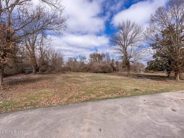 5225 River Rd, Louisville, KY 40222