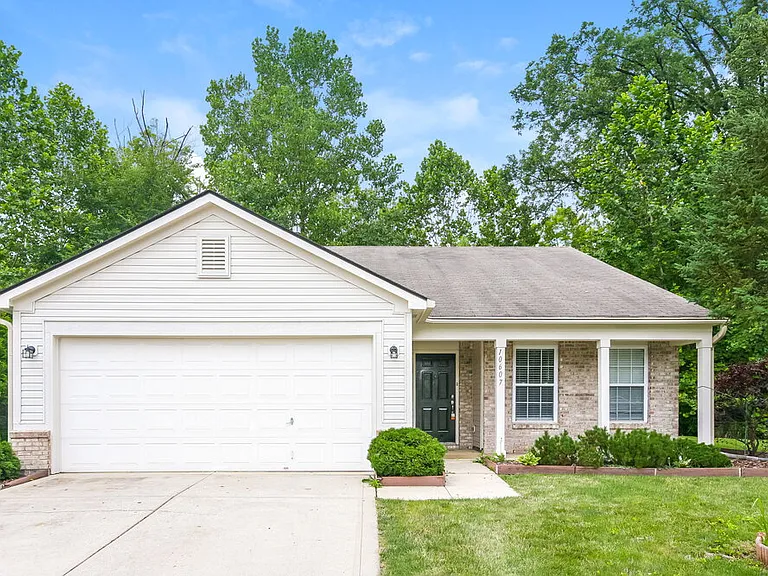 10607 Pickens Ct — Photo 1