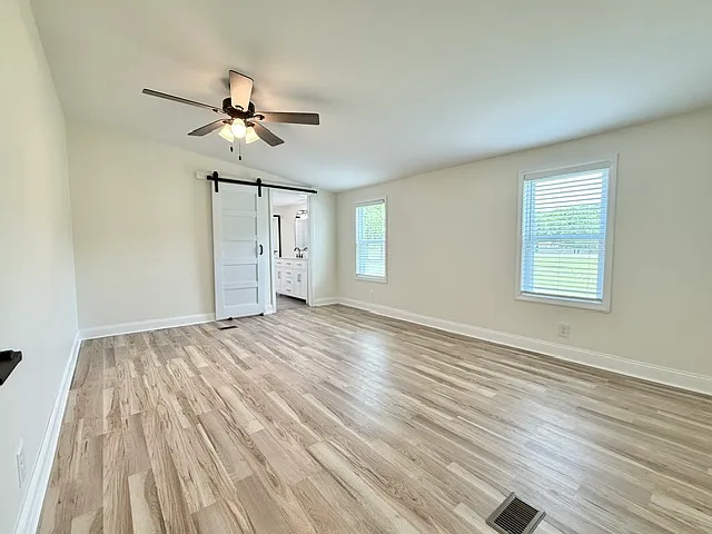2729 Southern Aire Rd — Photo 11
