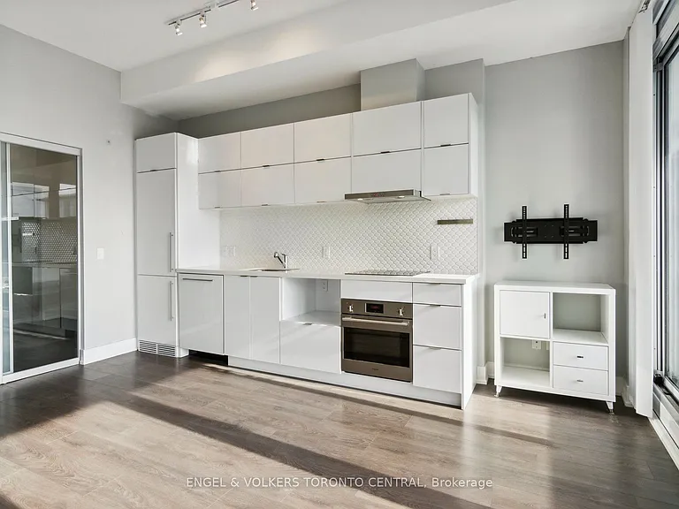 180 Enterprise Blvd #401 — Photo 13