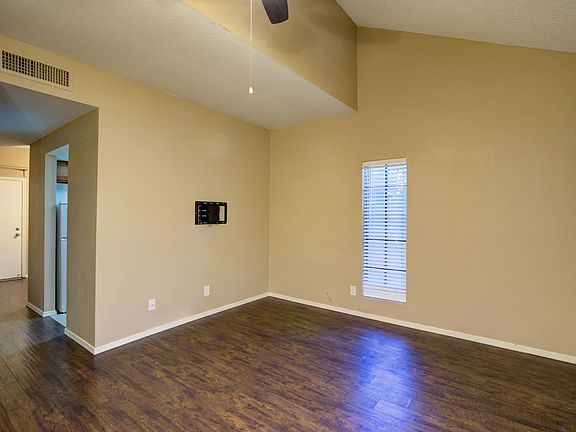 3rd image of 8888 N 47th Ave
