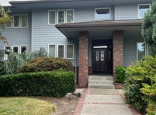 15686 SW Pleasantview Ct, Tigard, OR 97224