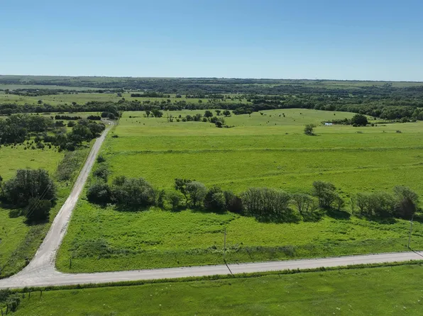 14885 N 1st St Tract 3, Westmoreland, KS 66549