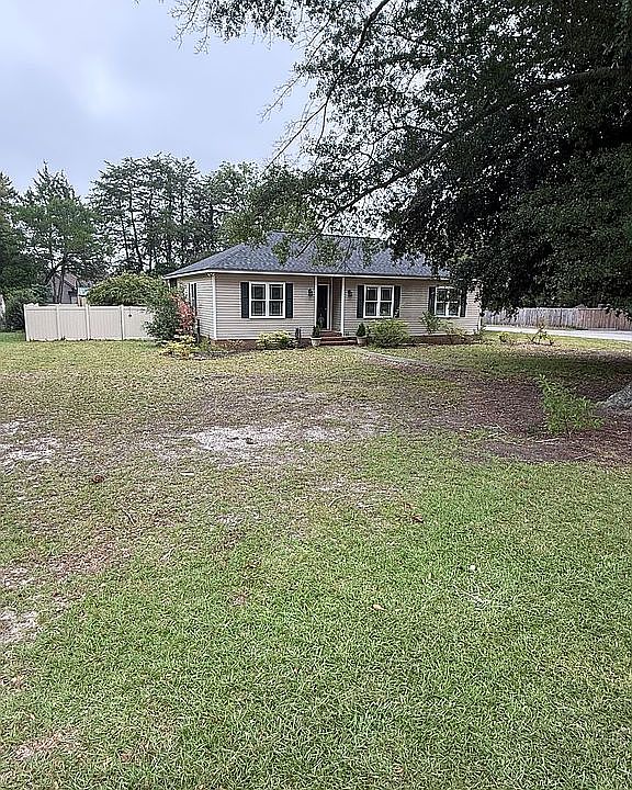 1st image of 771 Magnolia St
