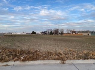 4902 18th St, Columbus, NE 68601