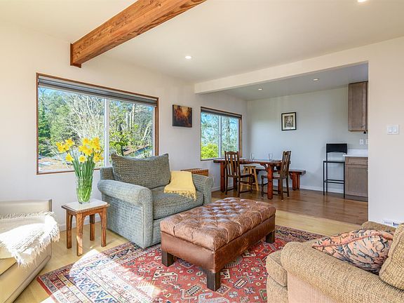 2nd image of 44120 Biaggi Road