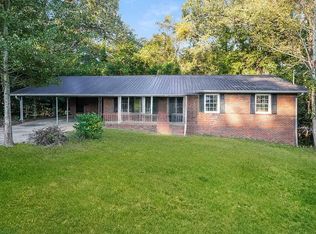 302 Chestnut Rd, Warner Robins, GA 31088