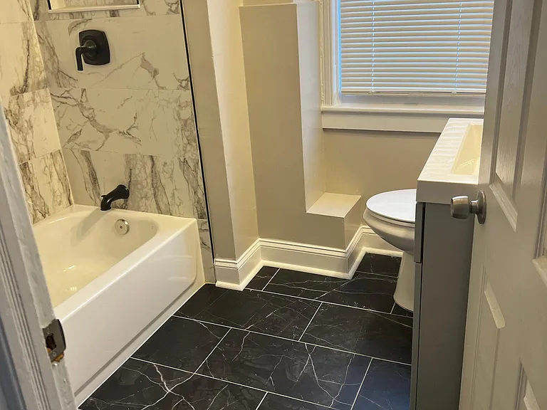 Full bathroom