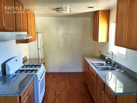 3rd image of 151 Sawyer St