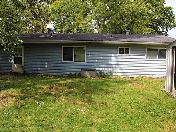 5th image of 9810 Treadway Ln