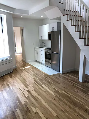 Rented by Compass | media 11